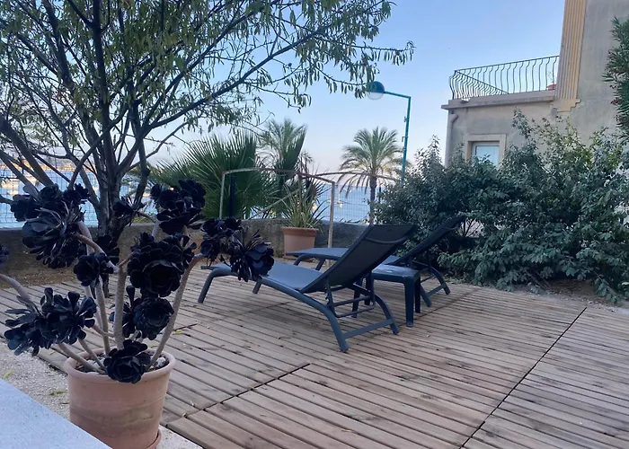 Splendide Studio Miramar Vue Mer Avec Terrasse